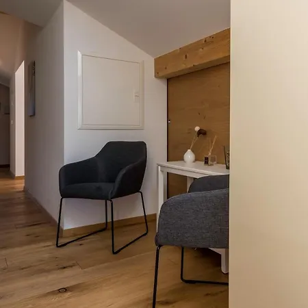 Hotel Montela & -