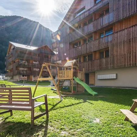 Hotel Montela & -