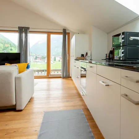 Montela & - Saas-Grund