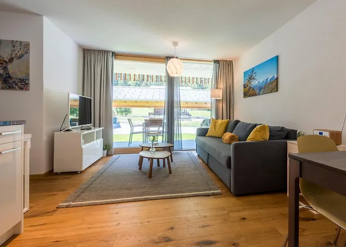 Montela & - Hotell Saas-Grund