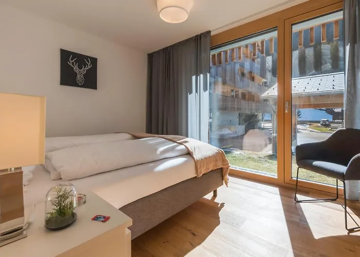 Montela & - 4* Saas-Grund
