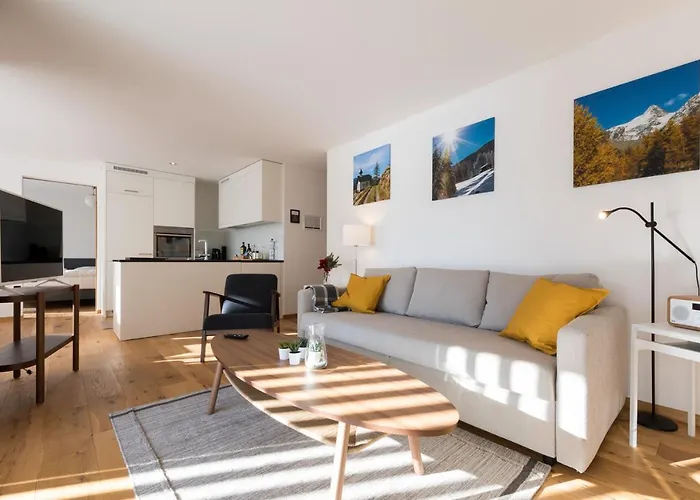 Montela & - Hotell Saas-Grund