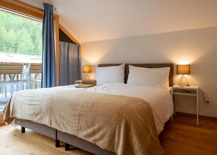 Montela & - Saas-Grund