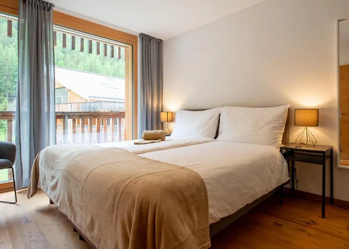 Hotel Montela & -