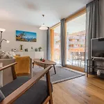 Hotel Montela & -